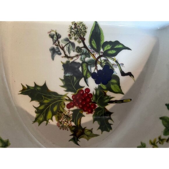 Portmeirion Holly and Ivy 11" Divided Oval Server - Picture 4 of 9